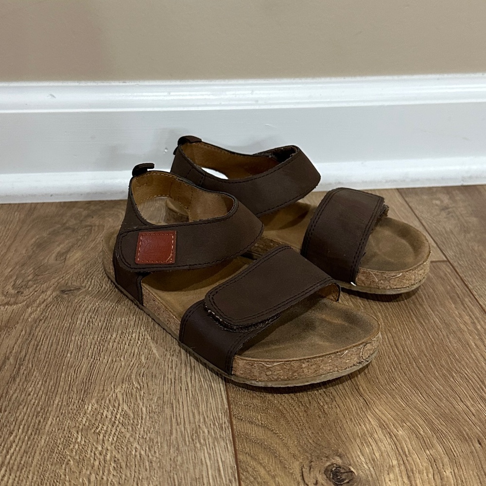 Boys sandals